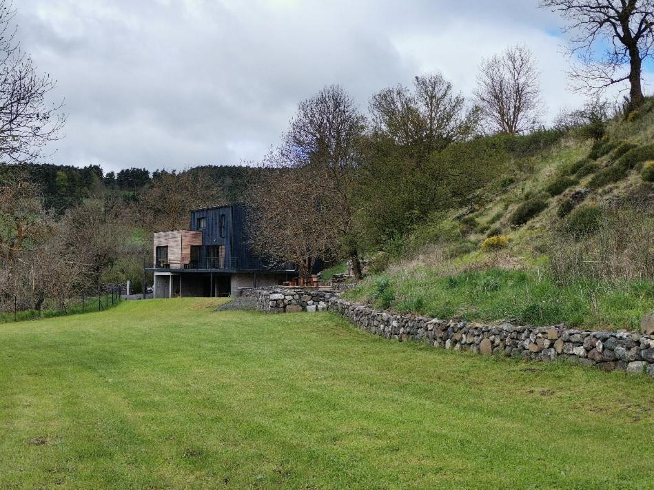 Holiday home Maison D'architecte En Pleine Nature *