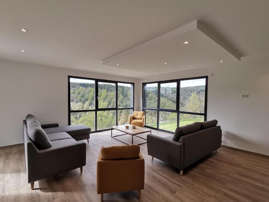 Holiday home Maison D'architecte En Pleine Nature